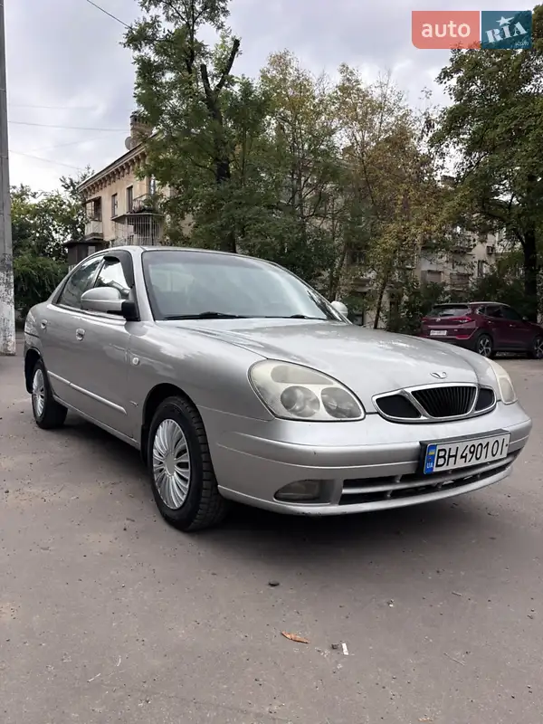 2001 daewoo nubira