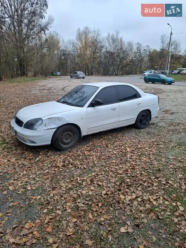 2001 daewoo nubira