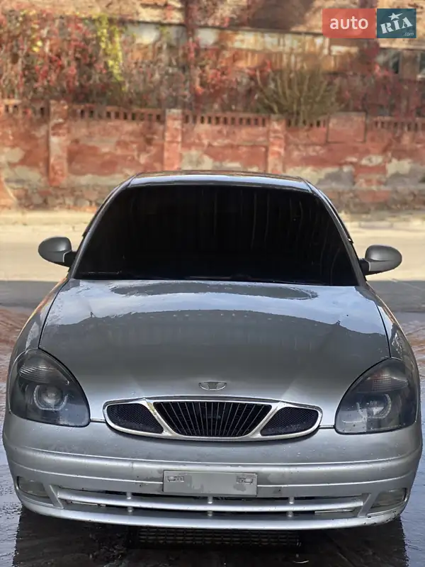 2002 daewoo nubira