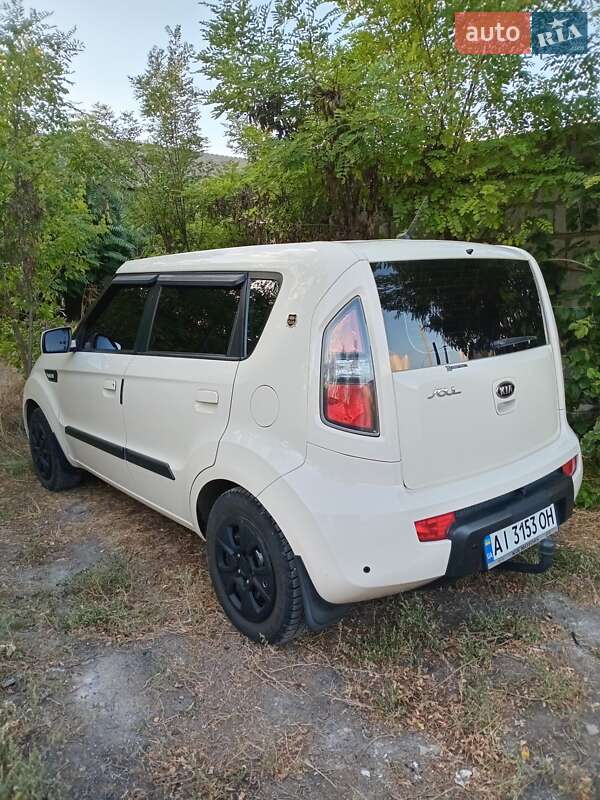 2010 kia soul
