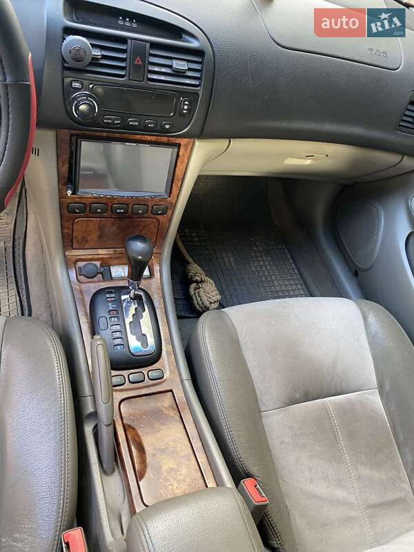 2004 chevrolet evanda
