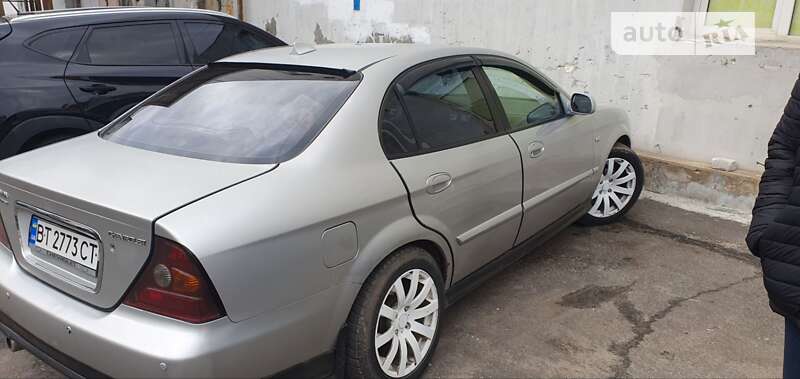 2005 chevrolet evanda