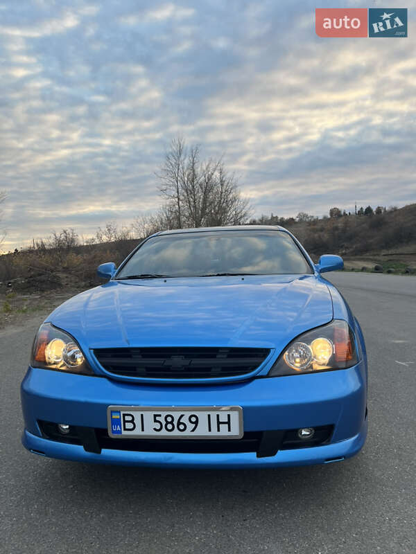 2004 chevrolet evanda