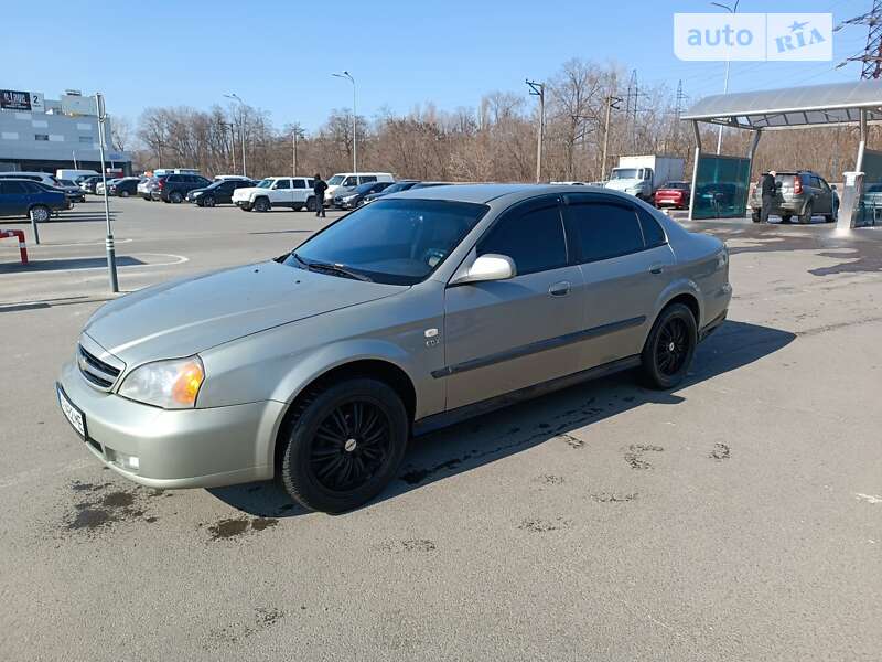 2005 chevrolet evanda