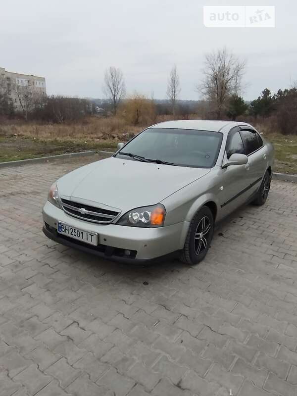 2004 chevrolet evanda