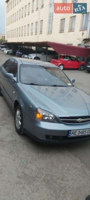 2005 chevrolet evanda