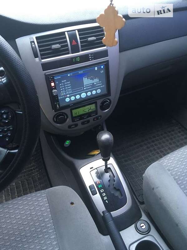 2004 chevrolet lacetti