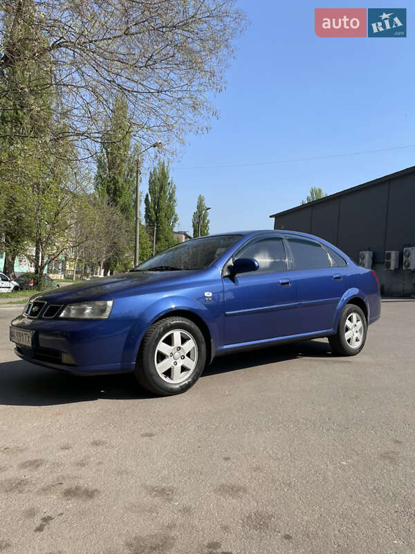 2004 chevrolet nubira