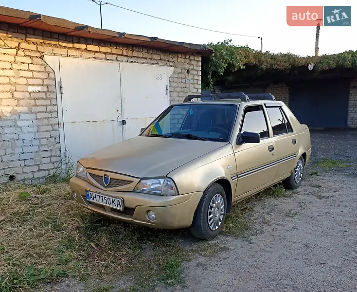 2004 dacia solenza