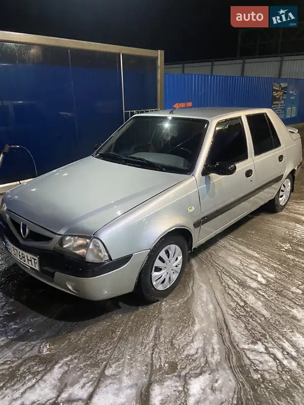 2004 dacia solenza