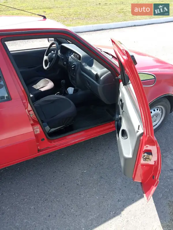 2004 dacia solenza