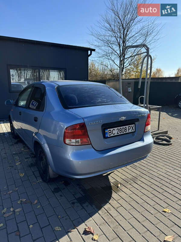 2005 chevrolet aveo