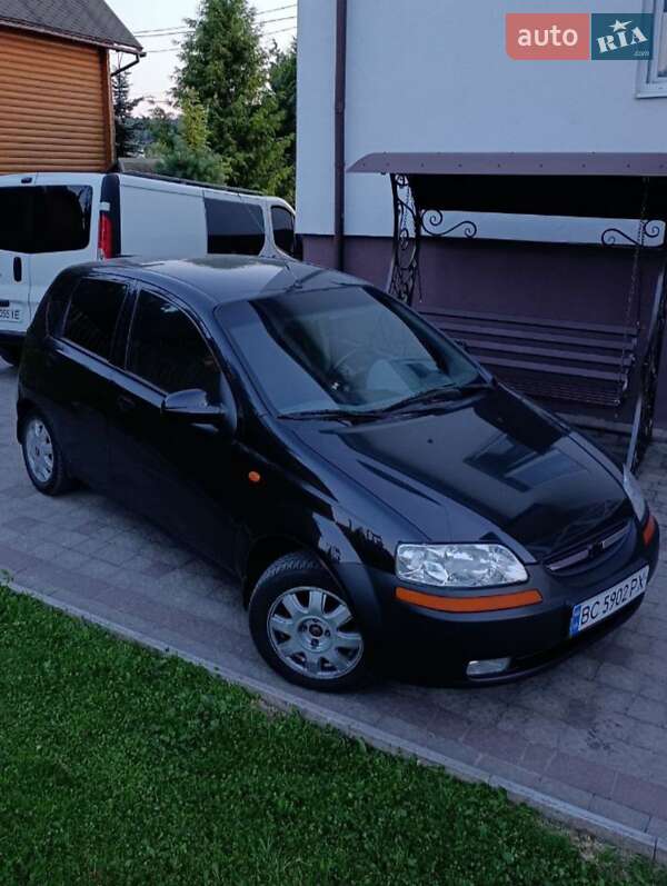 2005 chevrolet aveo