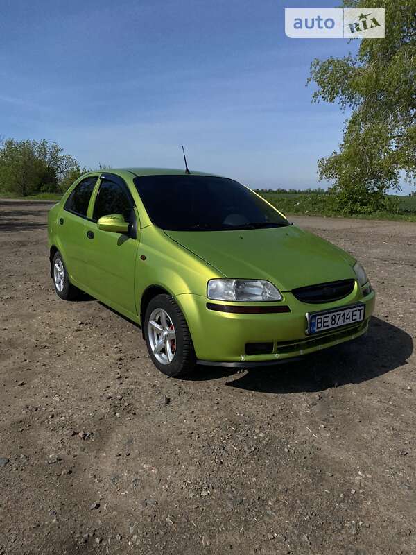 2004 chevrolet aveo