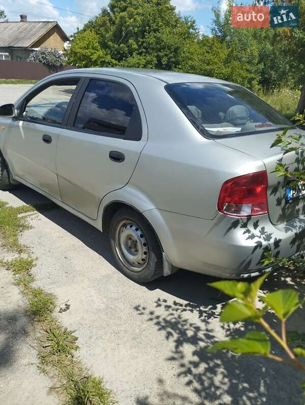 2004 chevrolet aveo