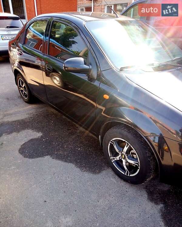 2004 chevrolet aveo