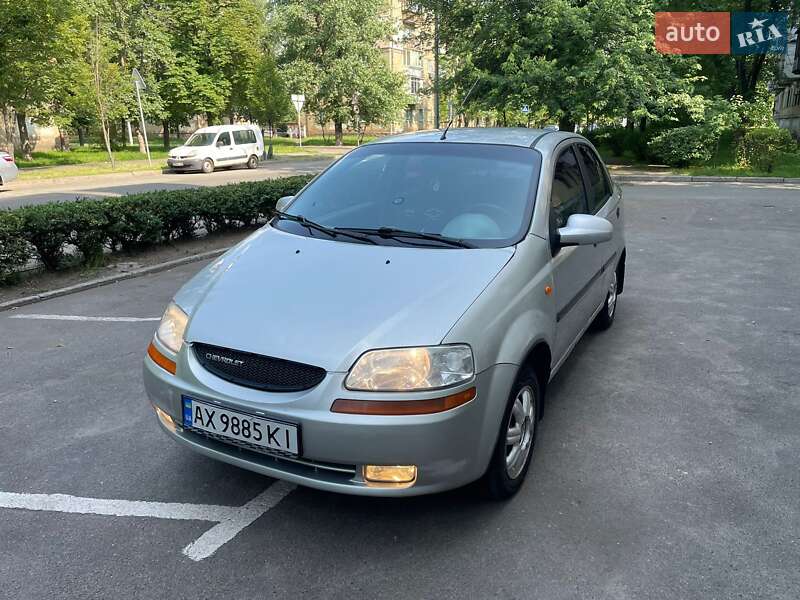 2004 chevrolet aveo