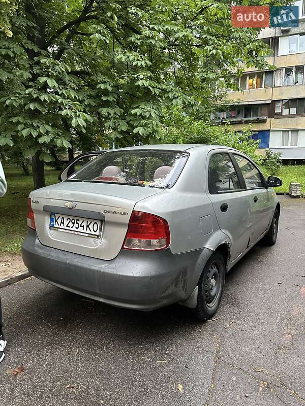 2004 chevrolet aveo
