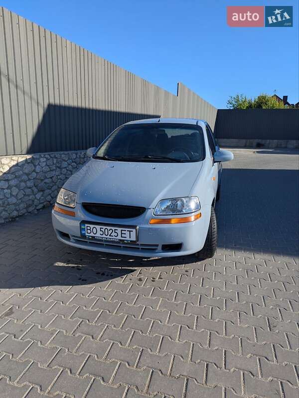 2004 chevrolet aveo
