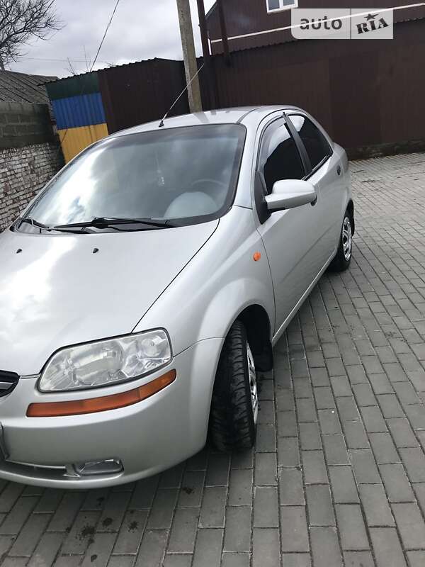 2004 chevrolet aveo