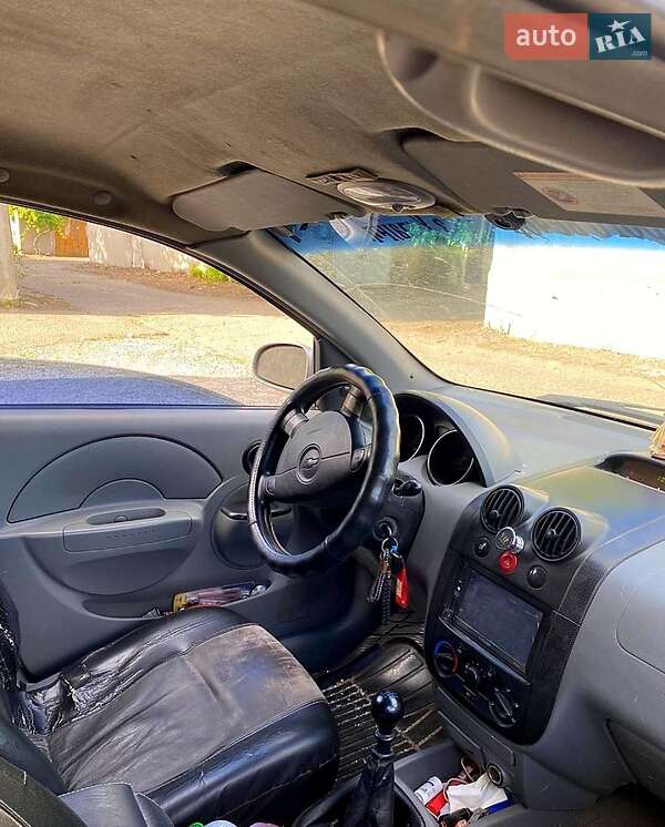2004 chevrolet aveo
