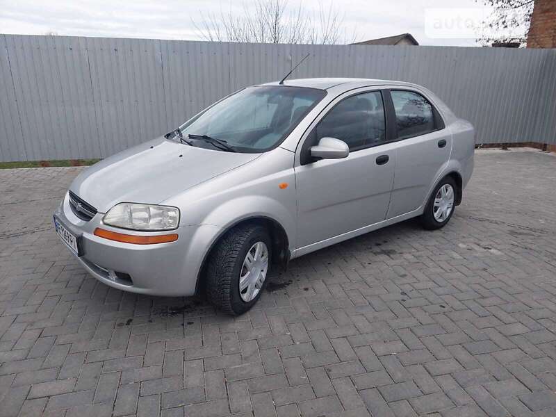2005 chevrolet aveo