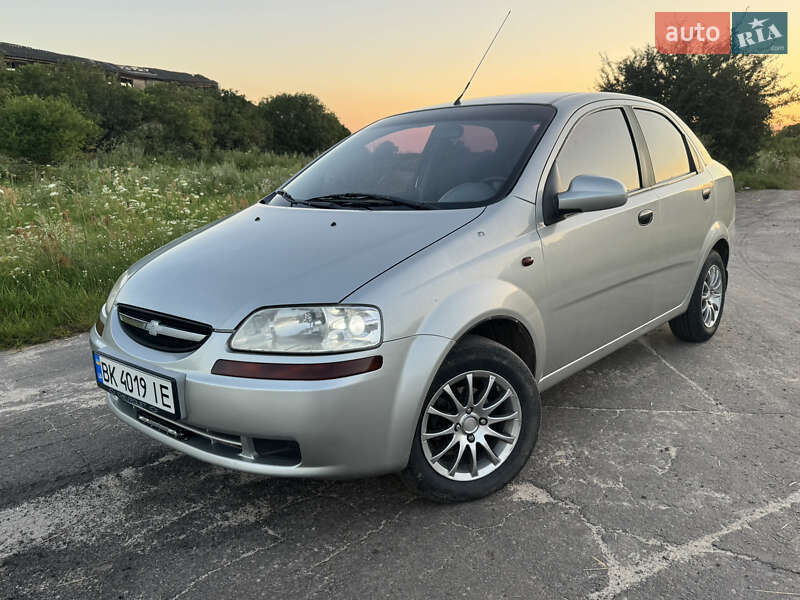 2005 chevrolet aveo