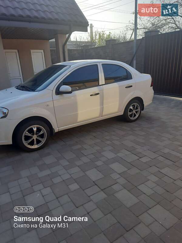 2010 chevrolet aveo