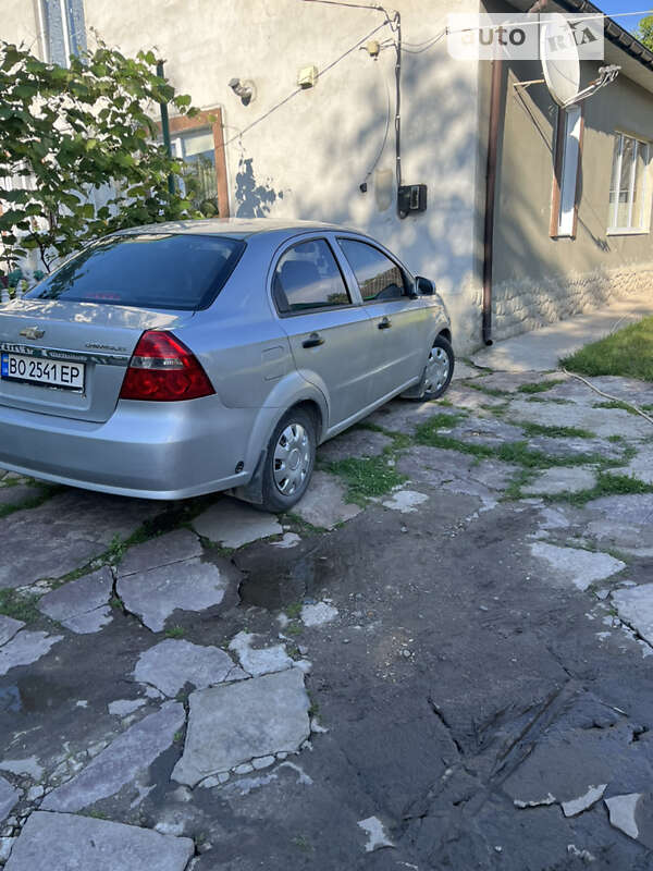 2010 chevrolet aveo