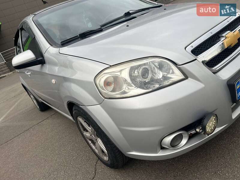 2010 chevrolet aveo