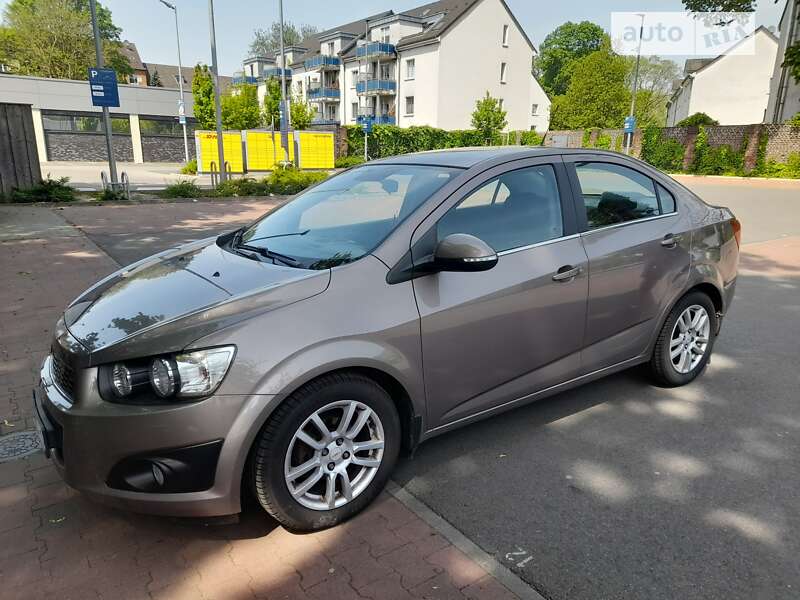 2014 chevrolet aveo