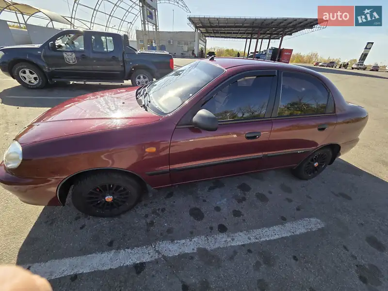2011 zaz tf698k