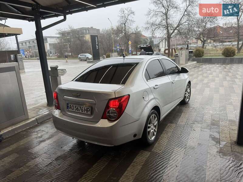 2014 chevrolet aveo