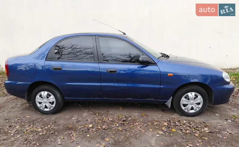 2011 zaz tf69y0