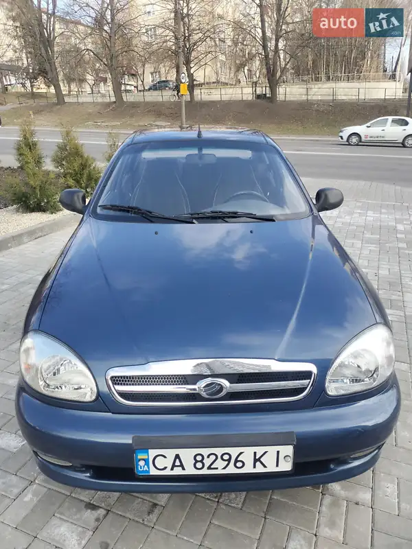 2011 zaz tf69y0