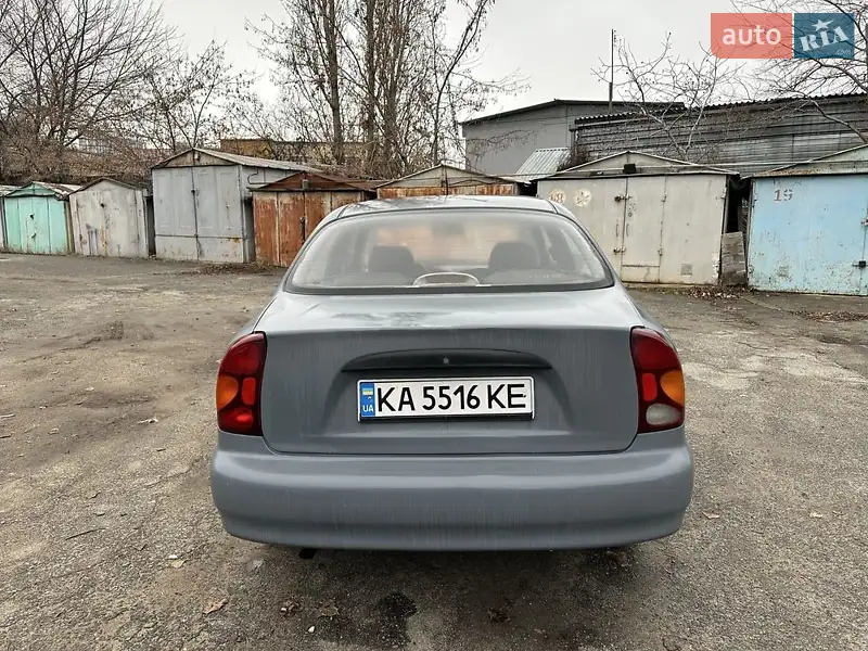 2011 zaz tf69y0