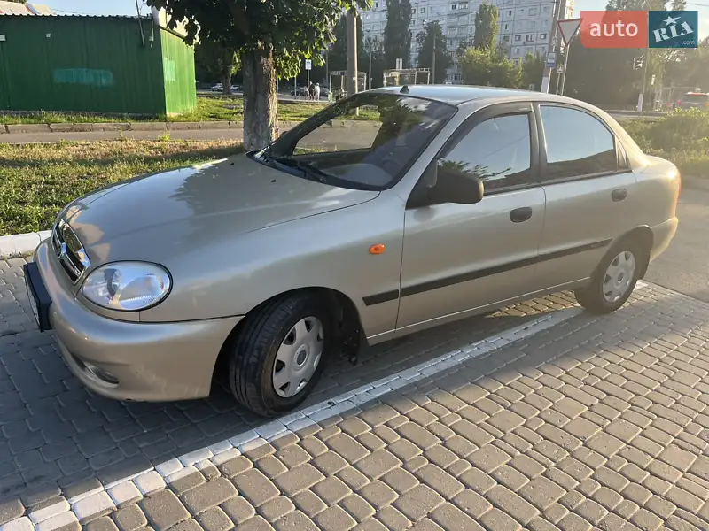 2011 zaz tf69y0