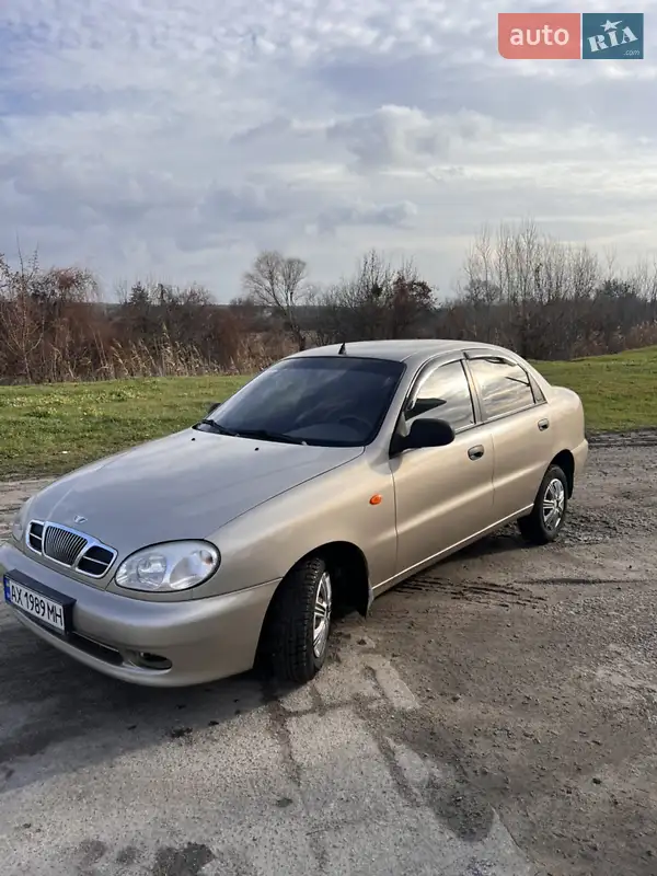 2012 zaz tf69y0