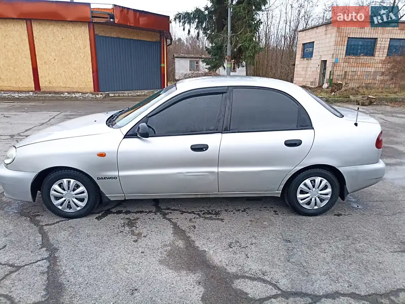 2002 daewoo lanos