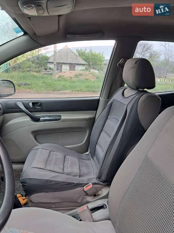 2004 chevrolet tacuma