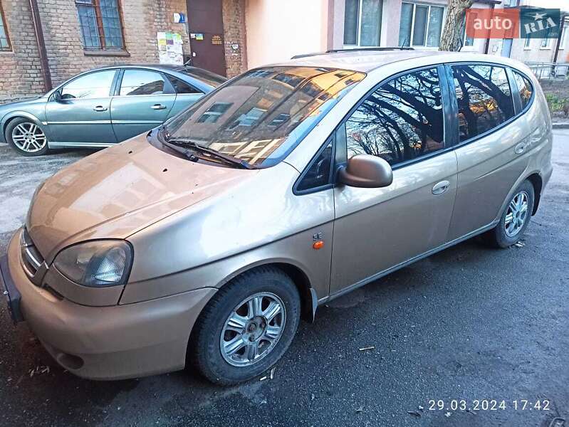 2004 chevrolet tacuma