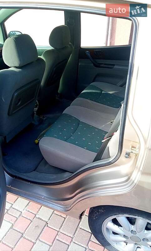2004 chevrolet tacuma