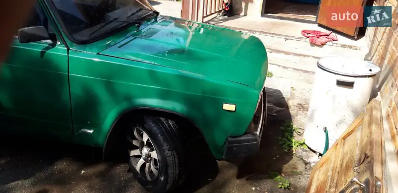 2005 vaz 2104