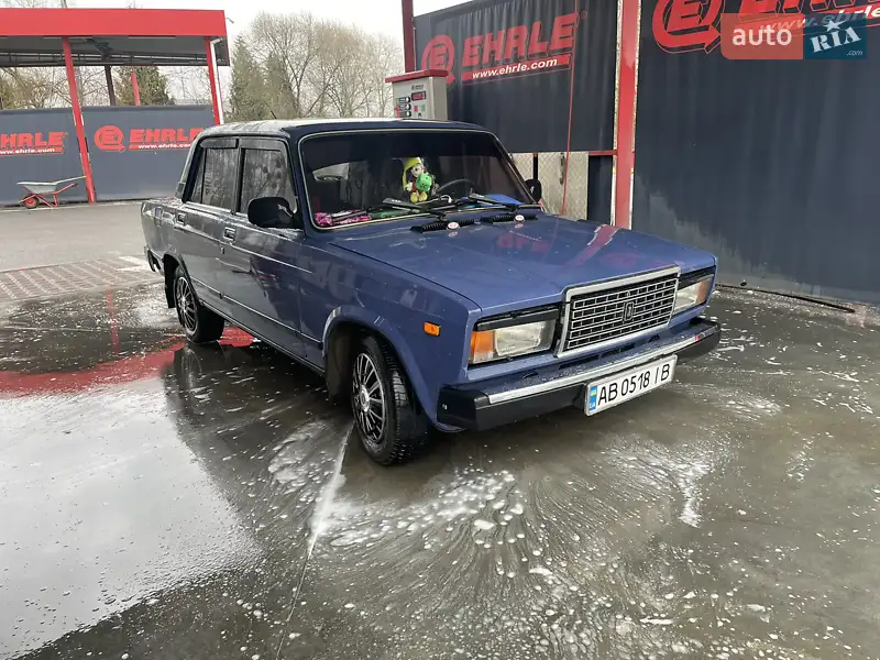 2005 vaz 21070