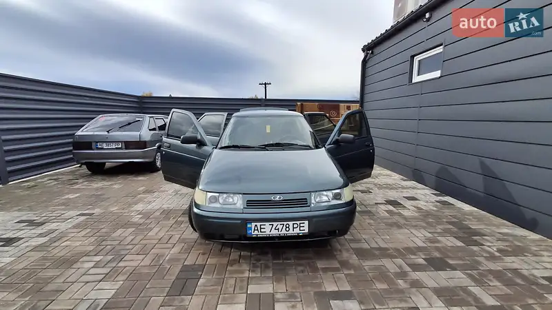 2010 vaz 211010