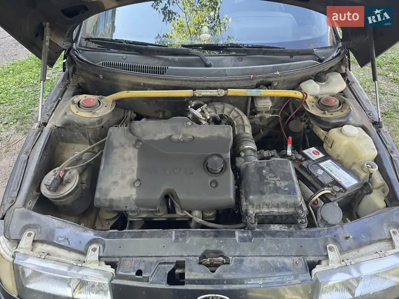 2005 vaz 21104
