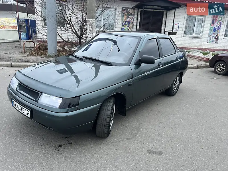2009 vaz 211040