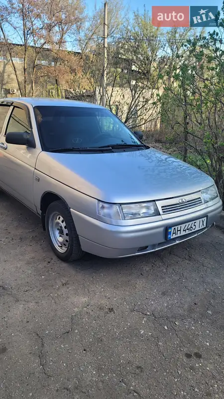 2009 vaz 211040