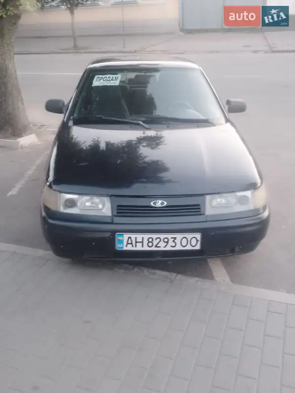 2011 lada 211040