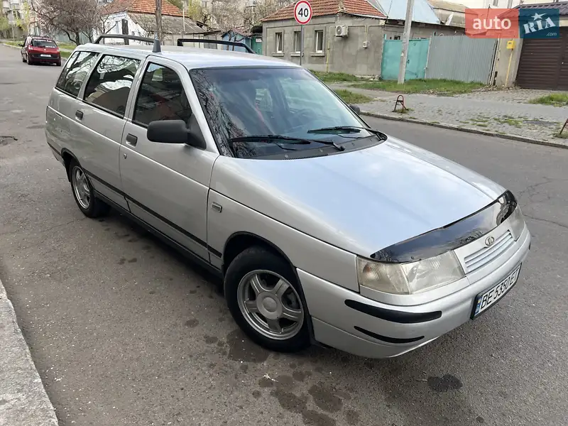 2011 vaz 211120